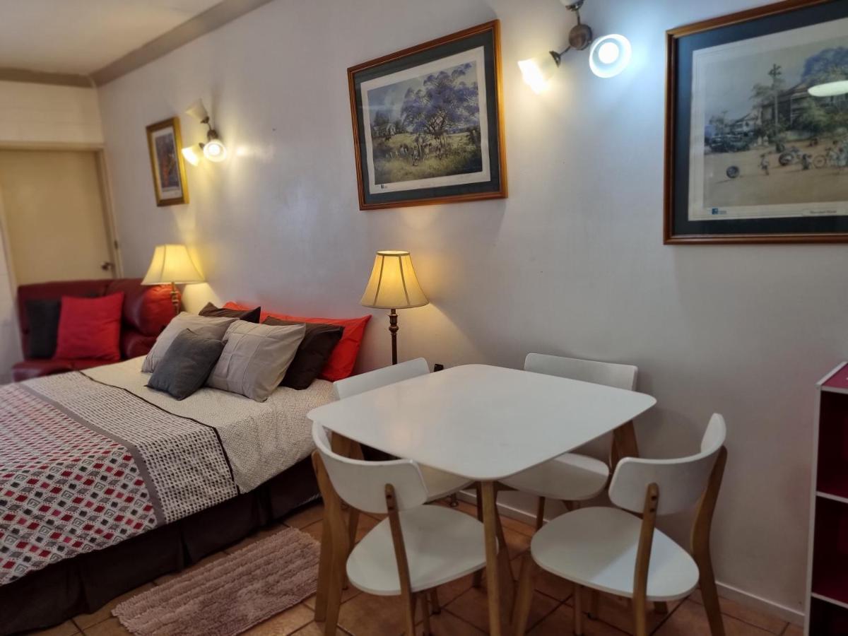 Homestay At Julie'S Кэрнс Экстерьер фото