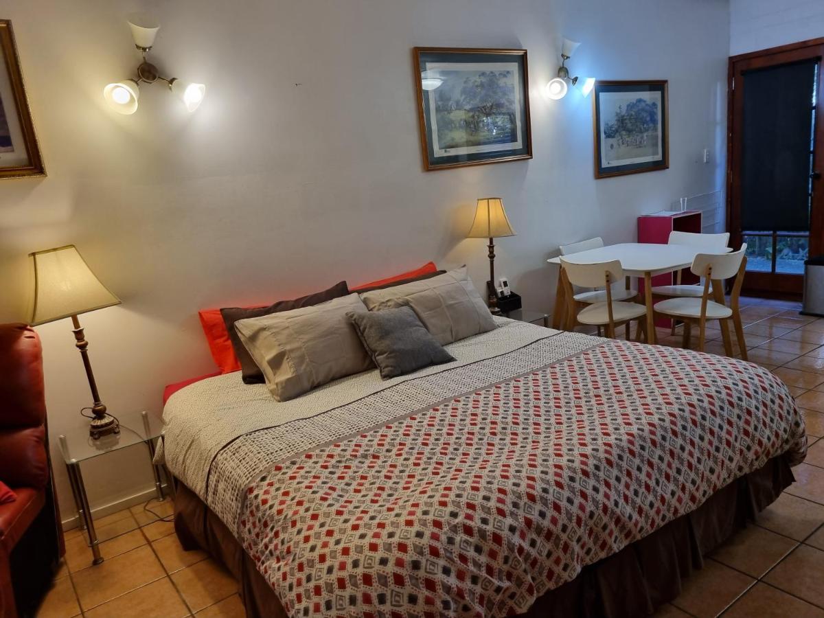 Homestay At Julie'S Кэрнс Экстерьер фото